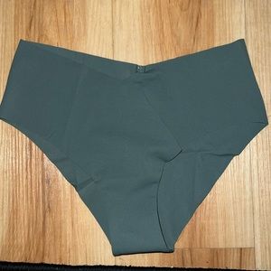 🌴 NWT - Aerie Olive Green Underwear Size S